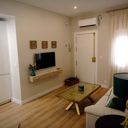 Apartman Ispal Triana *