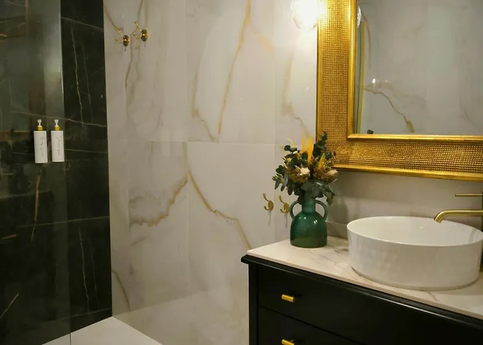 Ispal Triana Apartamento *